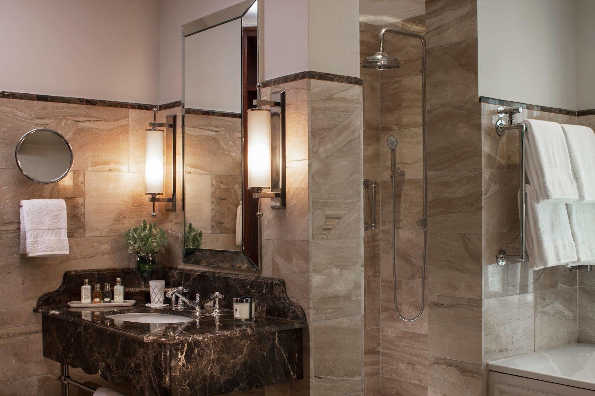 Four Seasons The Westcliff Hotel 5*